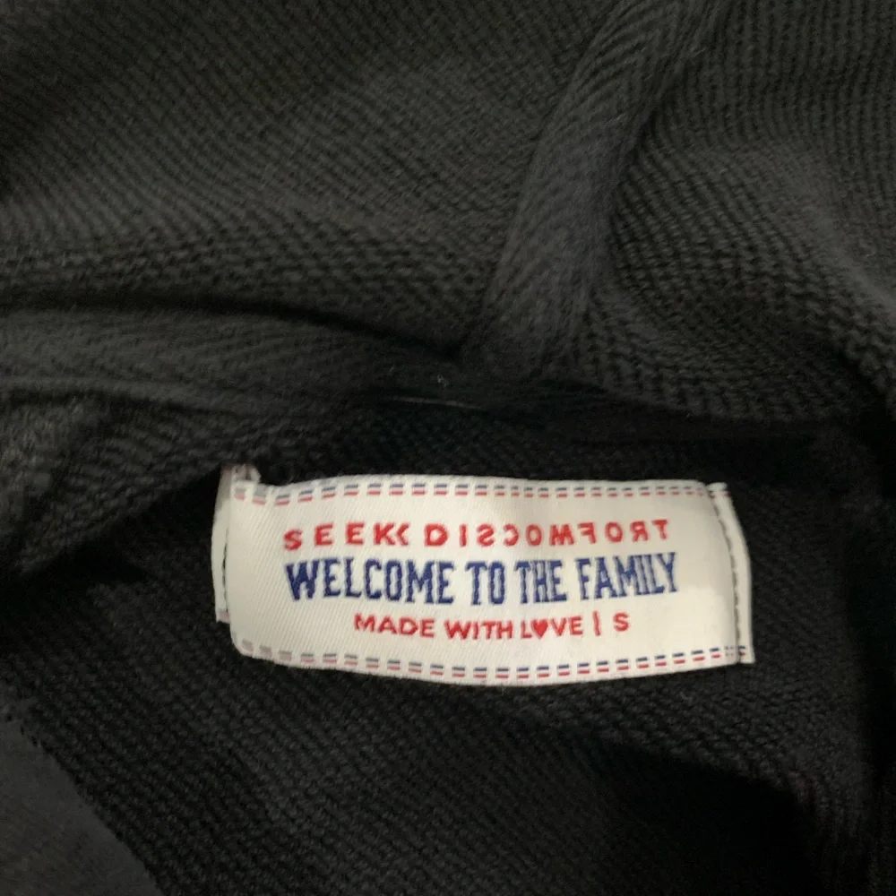 Seek discomfort hoodie - small - Picture 4 of 4